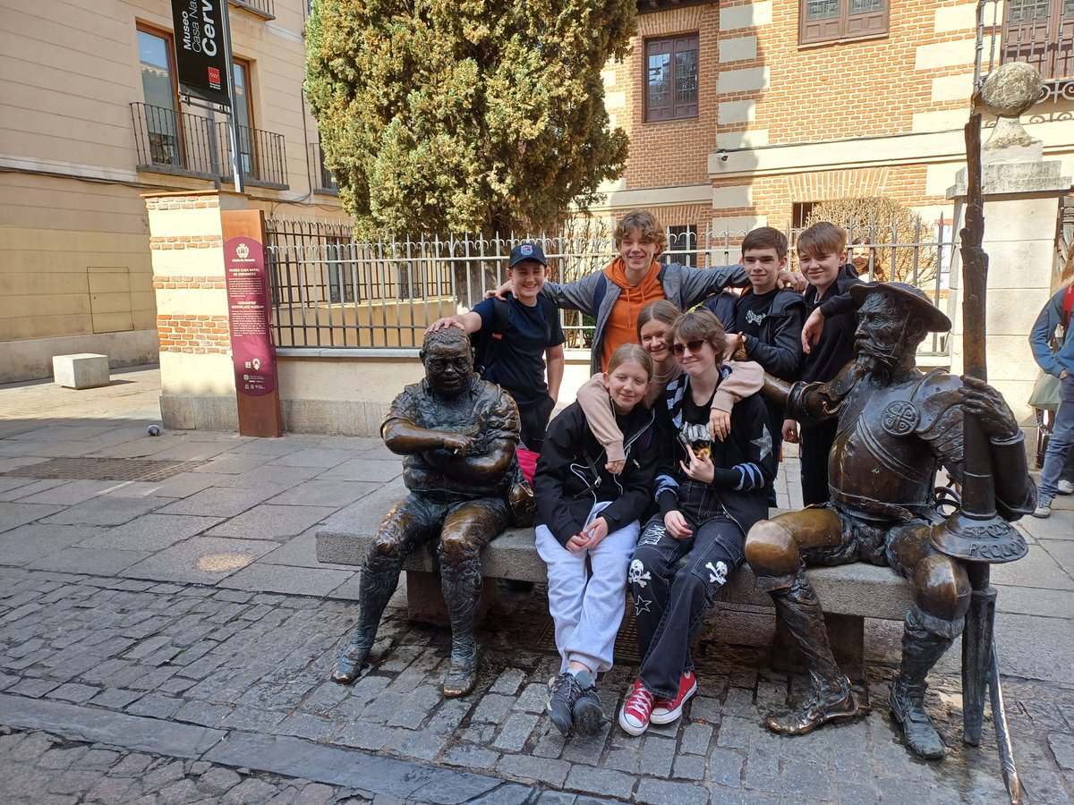 MonsieurFarrell's tweet photo. Lovely visit to Alcalá de Henares this afternoon! On our way back to school now for one last afternoon and evening with Spanish partners and families before an early start to head home tomorrow 🇪🇸 #PHSSpanishExchange24 https://t.co/4WhTrcTafI