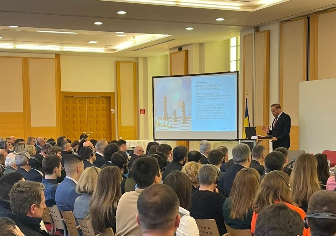 Spoke at @DA_vienna today on the future of 🇧🇦 and our 🇪🇺 path. An important exchange of opinions with colleagues & members of the international community on our most pressing challenges, key reforms as well as perspective for stability, growth and progress.