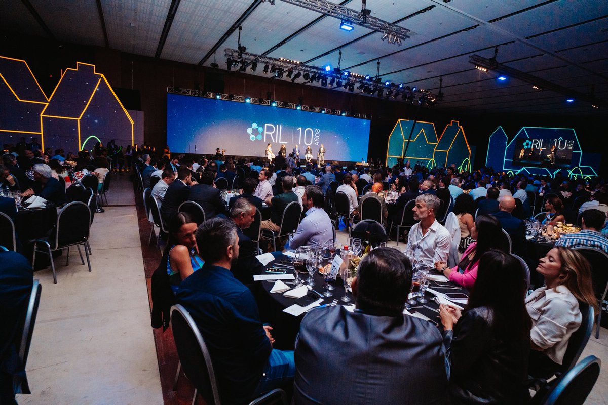 Gustavo Sastre tweet media