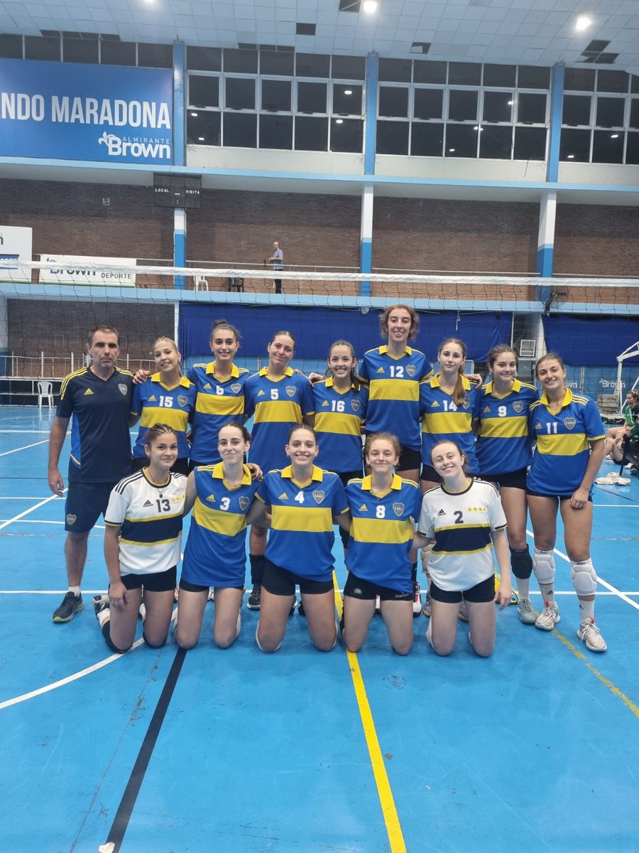 BocaVoley's tweet photo. CAMPEONAS 🏆

Este fin de semana se jugó la Copa Almirante Brown, donde Boca se coronó campeón invictondespués de vencer en la final a Casa de Padua por 2-0.

¡Felicitaciones al equipo! 💪

#DaleBoca 🔵🟡🔵 https://t.co/7B8vxpWufw