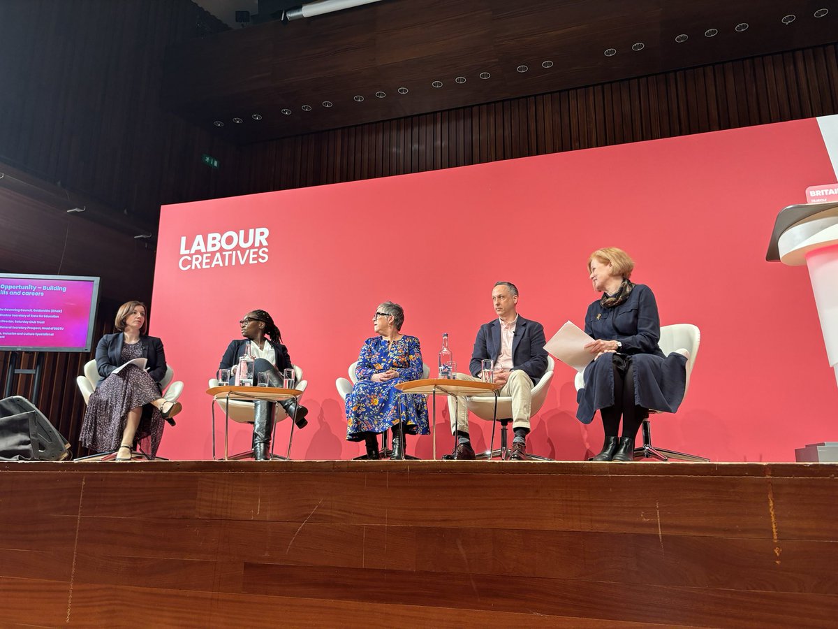 FashionRoundTab's tweet photo. @FashionRoundTab CEO @TamaraCincik and two Board members on the FROW at the @UKLabour creatives event today in London. Great to hear @Keir_Starmer @bphillipsonMP @RachelReevesMP show their commitment to the UK creative industries #labourcreatives https://t.co/L7CMAehm6s