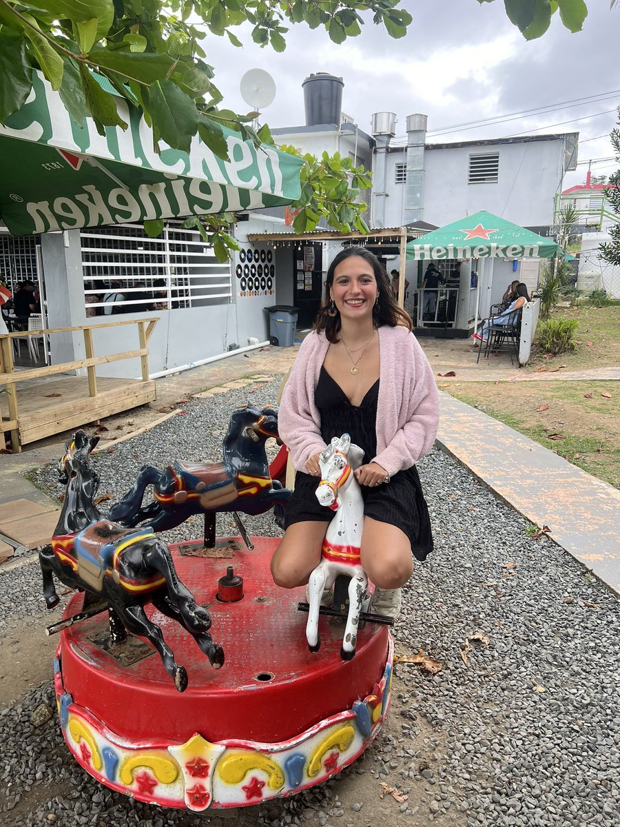 Nativirii's tweet photo. playful 🤪 https://t.co/AOJjKI3sLW