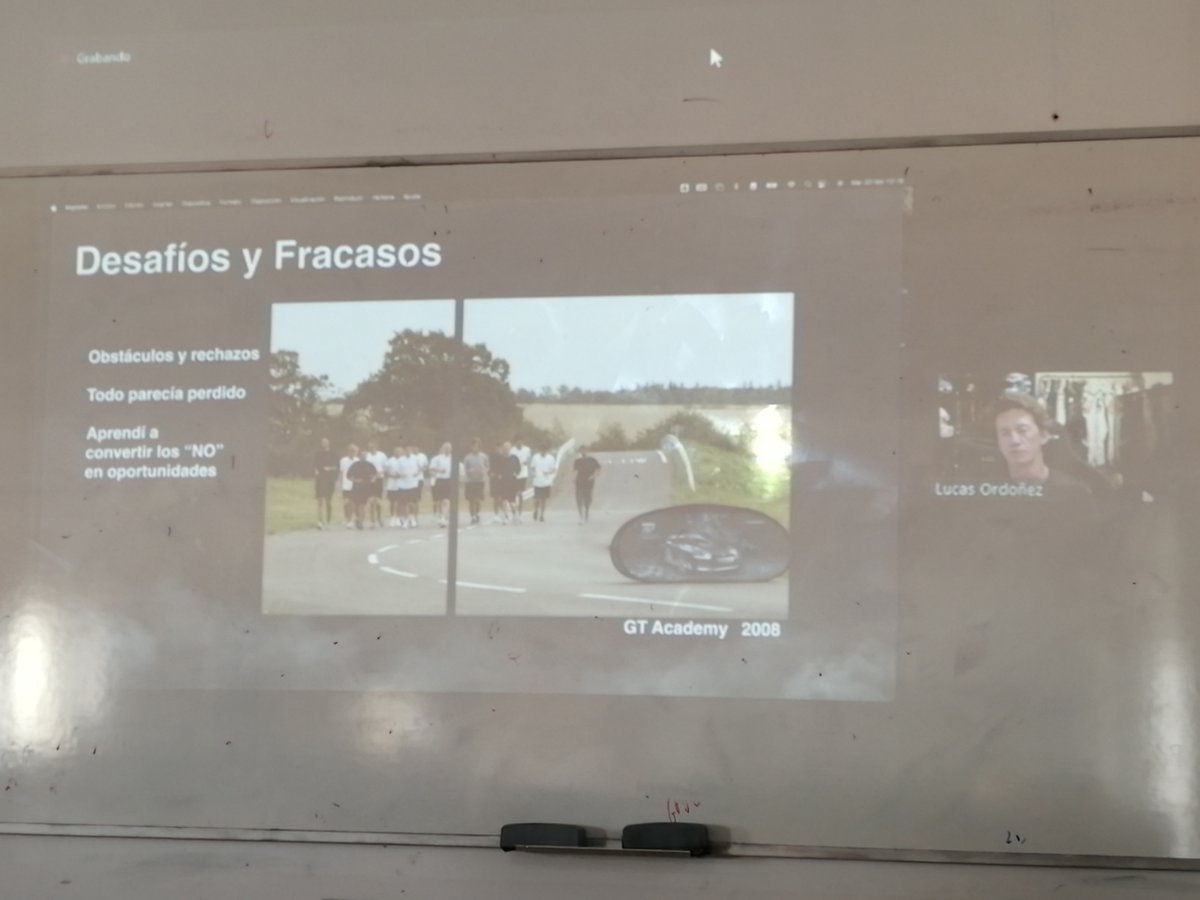 fplarobla's tweet photo. El pasado 2️⃣0️⃣ de febrero se realizó por zoom una jornada del programa Z-Shake, una de las ponencias que forma parte del proyecto pedagógico “Yo soy mi futuro” de Zurich Fundation y Junior Achievement impartida por Lucas Ordoñez, piloto de carreras profesional 🏎 https://t.co/8UFZo0hUPq