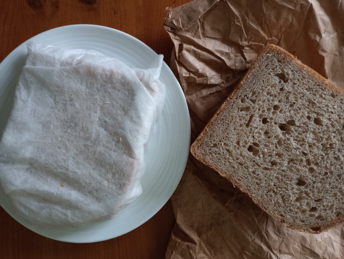 Stale bread? Give it a quick freshen up to get it sandwich-ready again! Wrap 1 or 2 slices in damp kitchen paper, pop in the microwave & heat for 20 secs. If it's not quite soft enough, give it another 10 secs at a time. More #FoodSavvy bread tips here: foodsavvy.org.uk/use-your-loaf