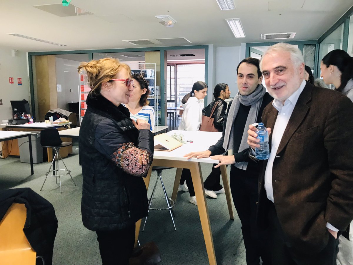 anabdoc's tweet photo. Lycée Marie Curie  #Versailles  Monsieur Jean-Jacques Vincensini,  professeur émérite de langue et littérature médiévales (université François-Rabelais, Tours) Conférence le 13 et 14 mars sur La naissance du roman @etonclassiques @iledefrance #clublecture #litteraturemedievale https://t.co/BpP2lfE5QF