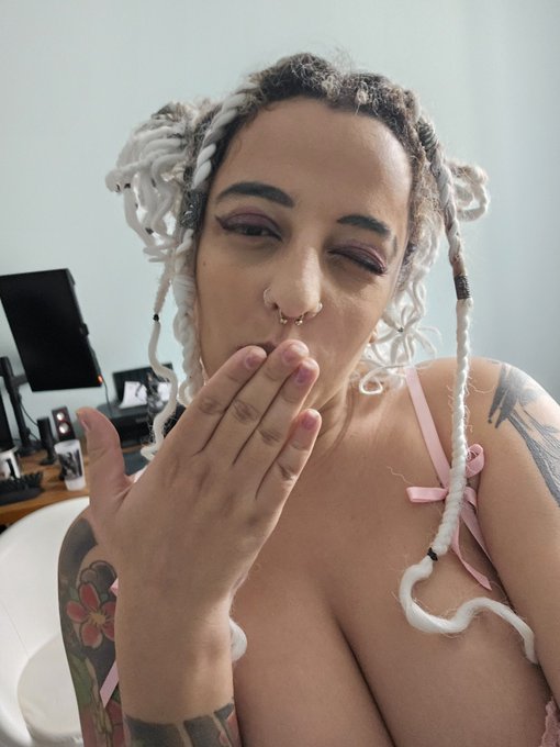 Pink and sweet https://t.co/vGIiOPyMun