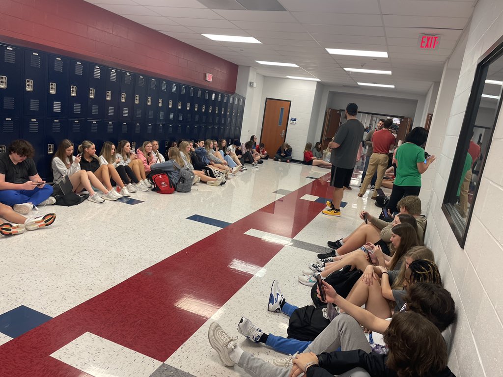 Liberty HS kiddos sheltering from the tornado sirens! Stay safe out there!!! 🦅 ❤️💙❤️💙