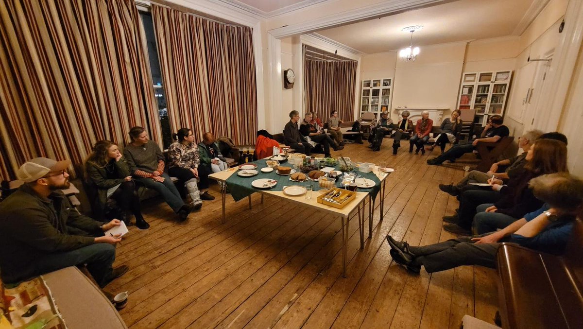 So lovely to host a green group meet and munch this week with @XRCardiff, @CardiffCivicSoc, @cardiffgreens, @BeMoreSquirrel, @OrchardCdf and others.