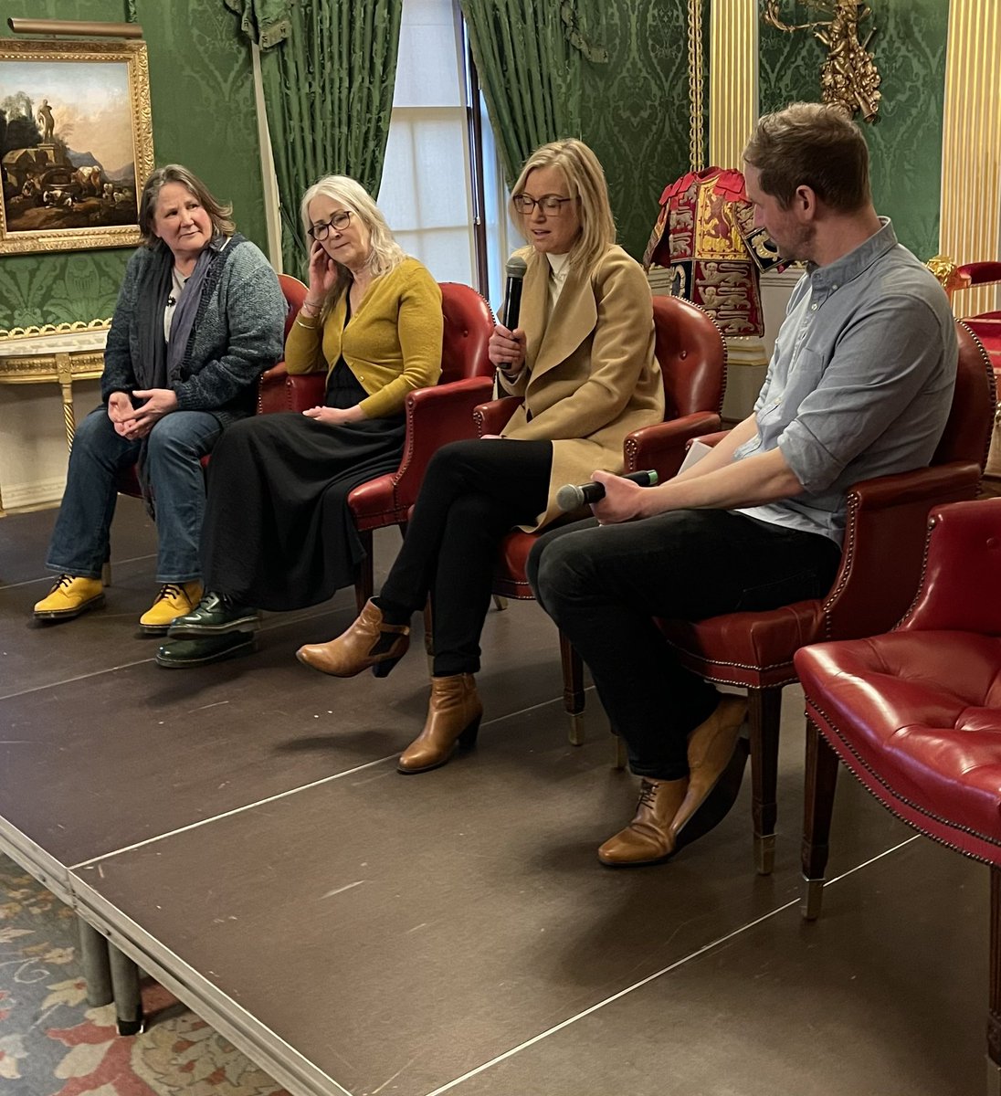cooperationirl's tweet photo. Our Amazing the Space project brings pupils from schools from across NI together to foster relationships 🤝.We are in Hillsborough Castle 🏰 today for a showcase and panel discussions on the great work they have done together. Thanks to everyone who has made it a fantastic event https://t.co/DX19ZT6A4Q