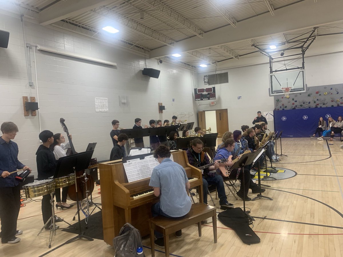 Excited to have the PMHS Jazz Band at GV this morning! What a way to start a day!
#wegrowfuturefalcons