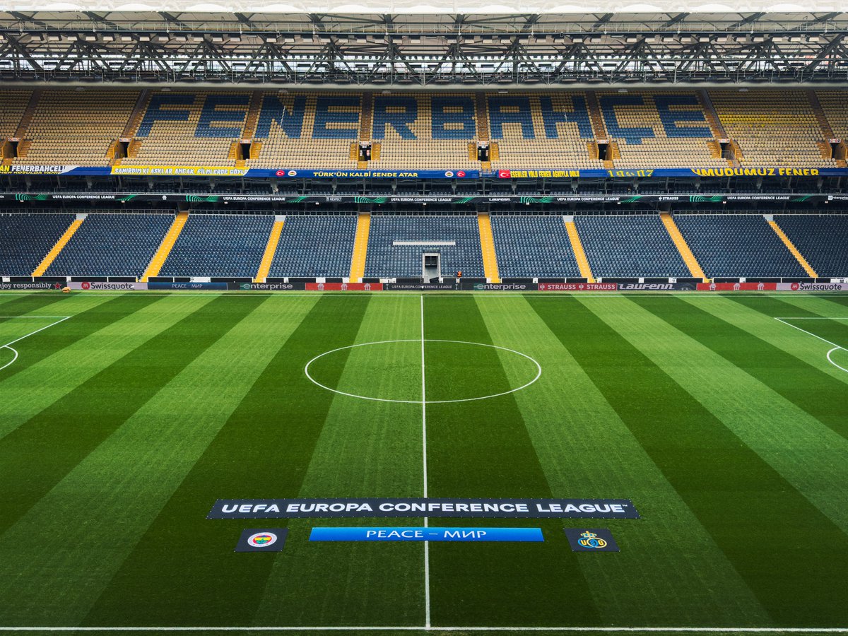 Fenerbahce's tweet photo. 💪 @ulkerstadyumu rövanş maçına hazır! 

#UECL #FBvUSG https://t.co/NHeLdckicG