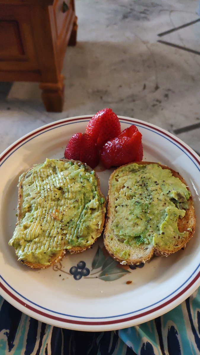 Bobthepilot's tweet image. Must eat #perishables. Currently at #Publix #Florida fresh #strawberries are in abundance, #BOGO baby.