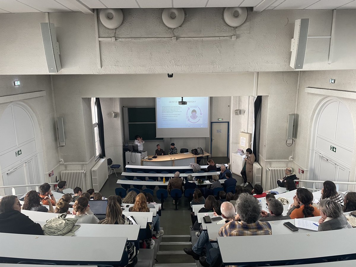 L’ACEPA propose aujourd’hui aux étudiants une conférence sur l’accompagnement des personnes transgenres. Merci aux différents intervenants : médecins et étudiant transgenre pour leurs explications et témoignages
 #MoisDuGenre