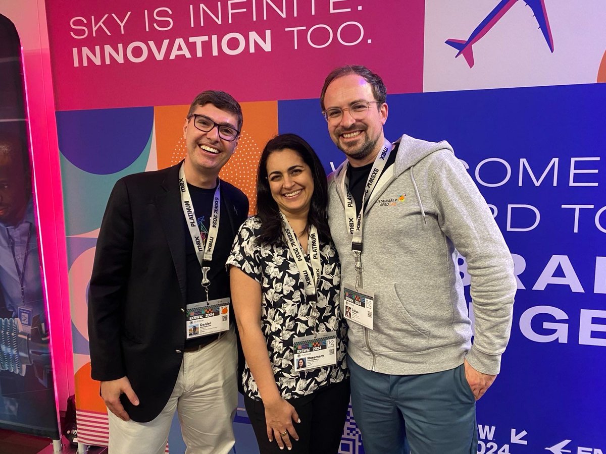 1/2
Greetings from <a href="/sxsw/">SXSW</a>!

Our co-founder <a href="/lukaspkaestner/">Lukas Kaestner</a>, together with Daniel Moczydlower (<a href="/embraer/">Embraer</a>-X) &amp; Rosemary Cox-Galhotra (<a href="/Breakthrough/">Breakthrough Energy</a> Energy), sparked conversation on the main pillars of making #sustainable transportation a reality.