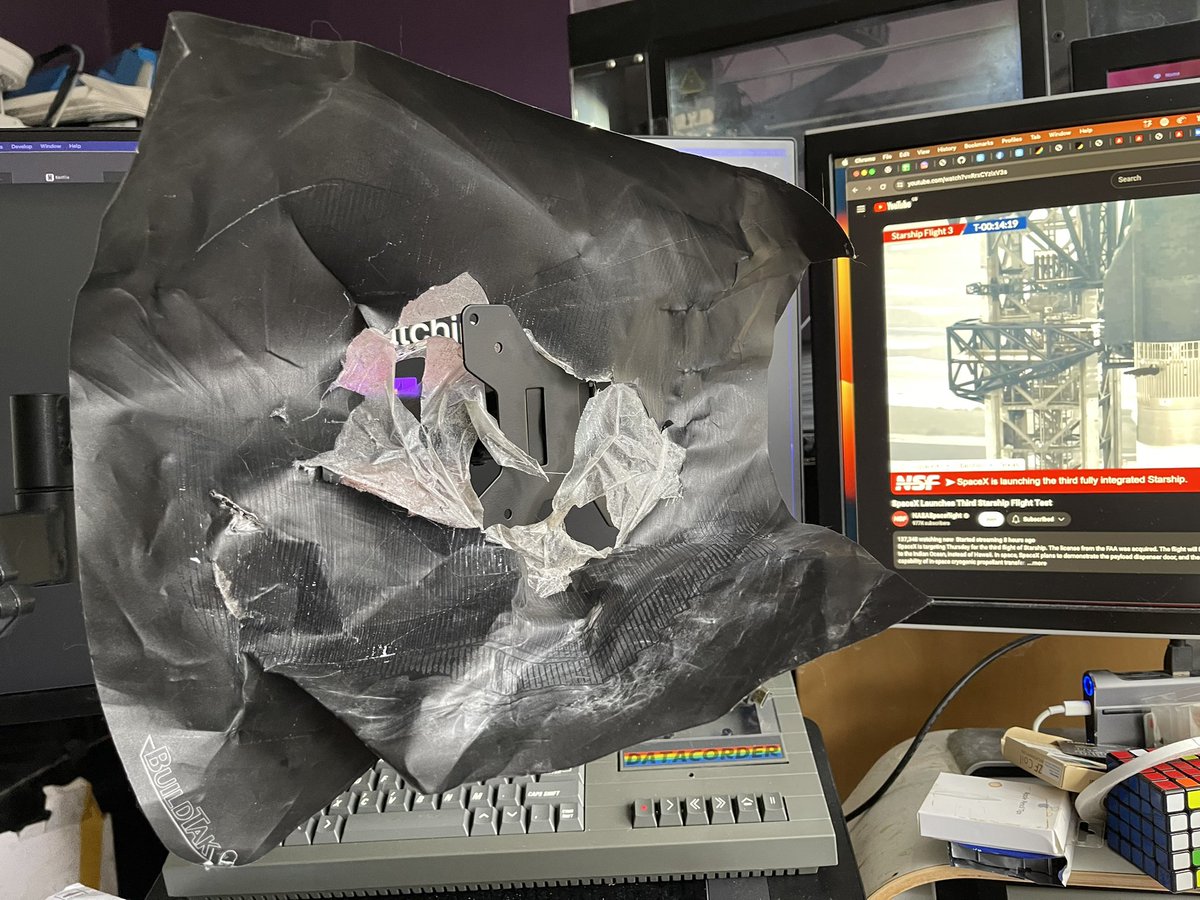 DoublePlusUngood 💙⚫️🧑🏻‍🦽🕷#WashYourHands tweet media