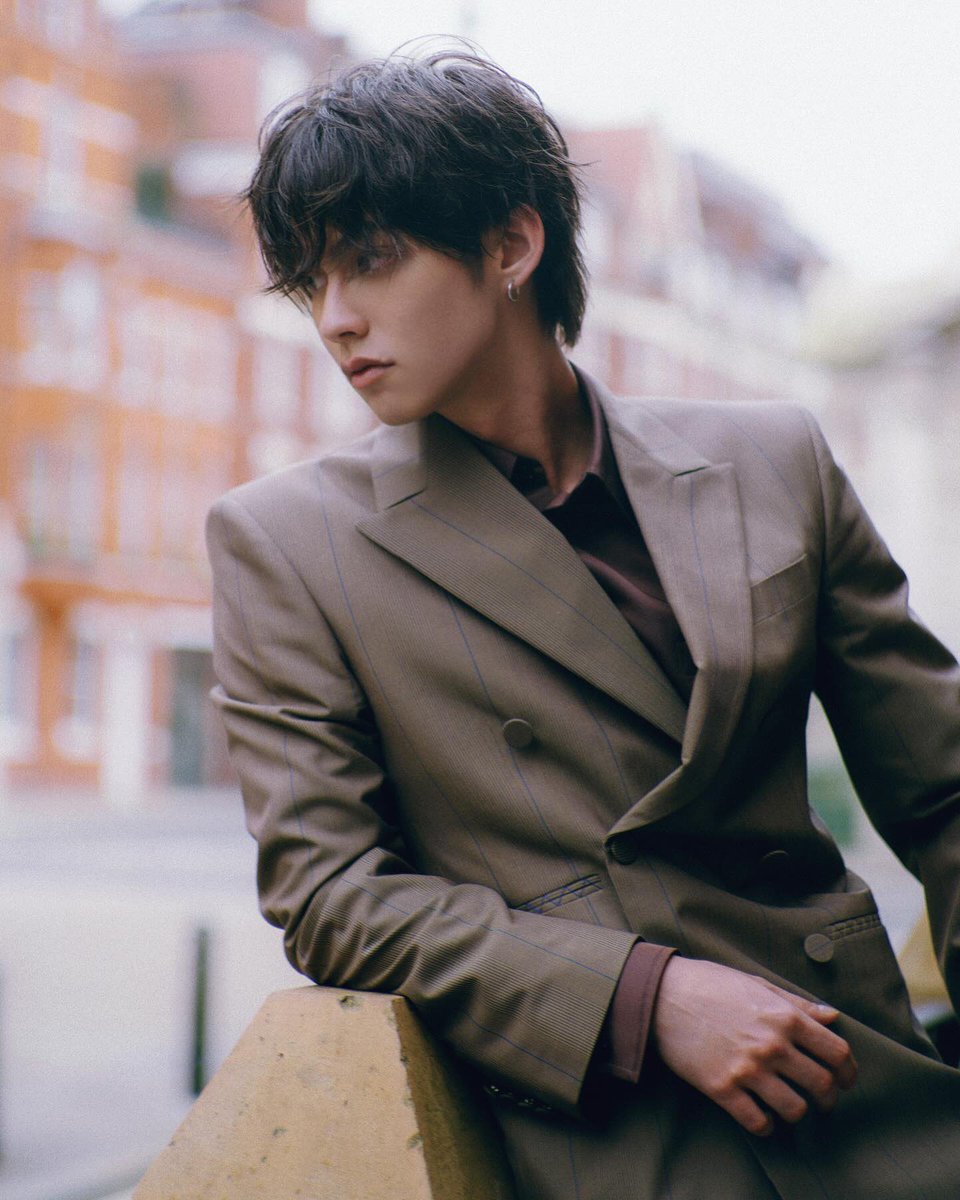 Burberry boy🔥🔥
cr. harrisontsui

#BurberryxBright 
#bbrightvc