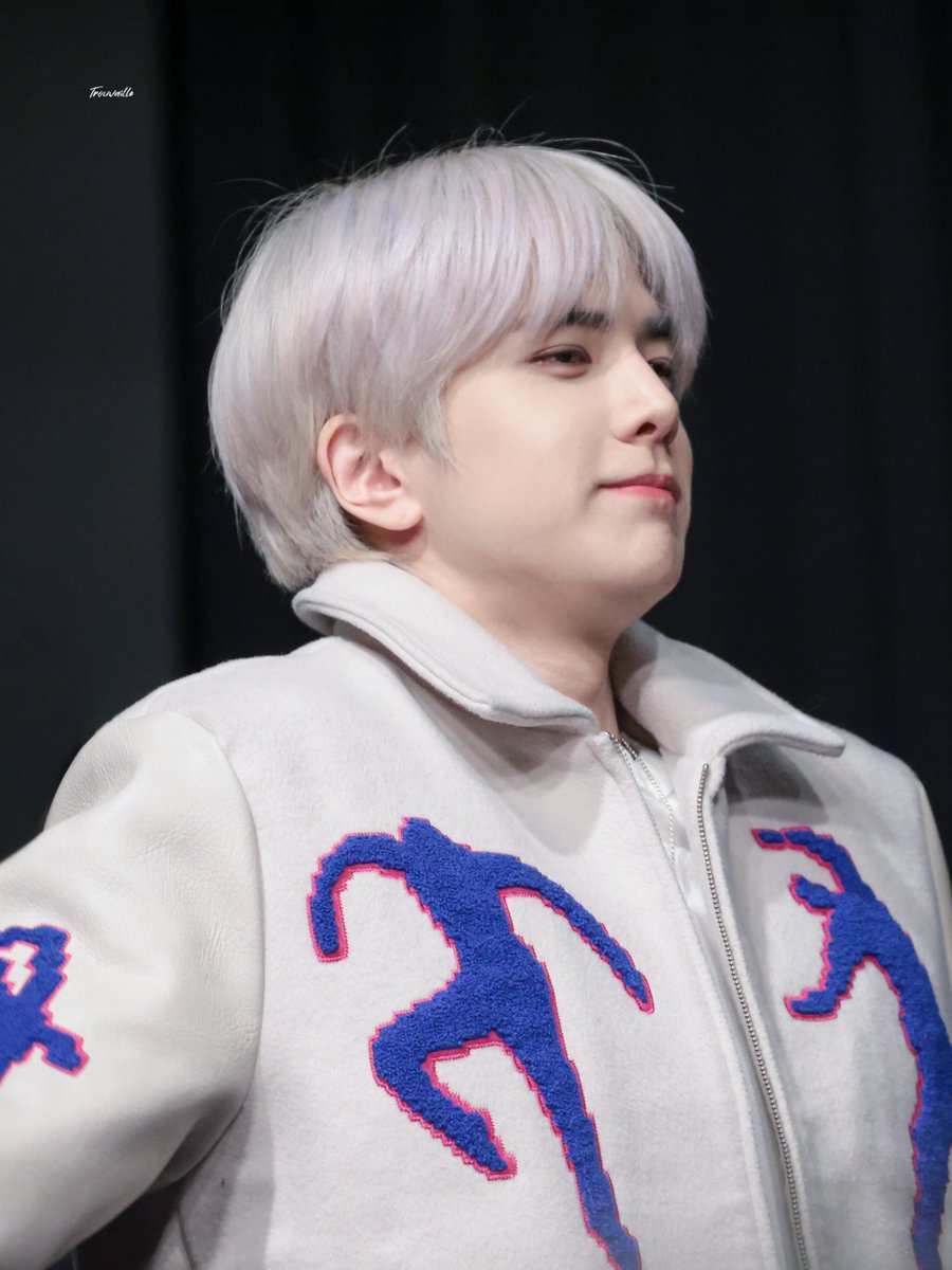 Trouvaille_808's tweet photo. 231221 흐아앗 ٩(`꒳´)۶

#THEBOYZ #YOUNGHOON
#더보이즈 #영훈 https://t.co/cZ1eQuJOci