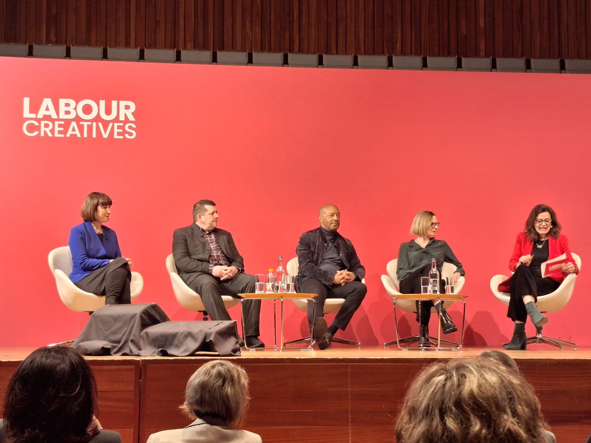 🌹 We were delighted to join Shadow Chancellor @RachelReevesMP to discuss investment in the creative industries at the @UKLabour Creatives Conference. A clear plan to develop digital and creative skills in schools, is crucial for the future success of the UK games industry.