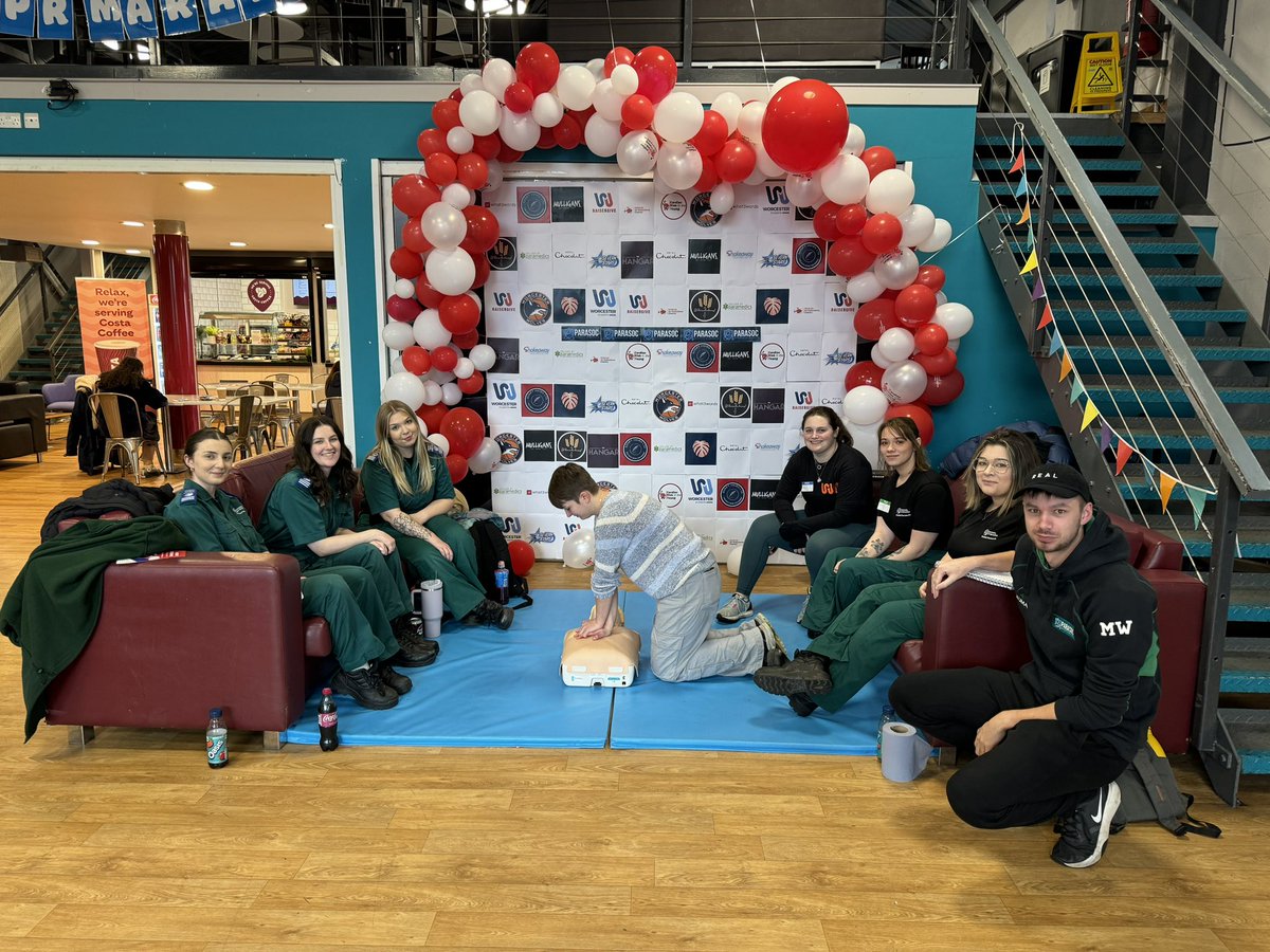 Colin Apps tweet media