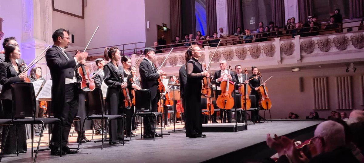 Tonight! Following yesterday's concert at @cadoganhall, @TamsinWaleyCohe continues her UK tour with the China Shenzhen Symphony Orchestra at @SheffCityHall sheffieldcityhall.co.uk/event/ChinaShe…