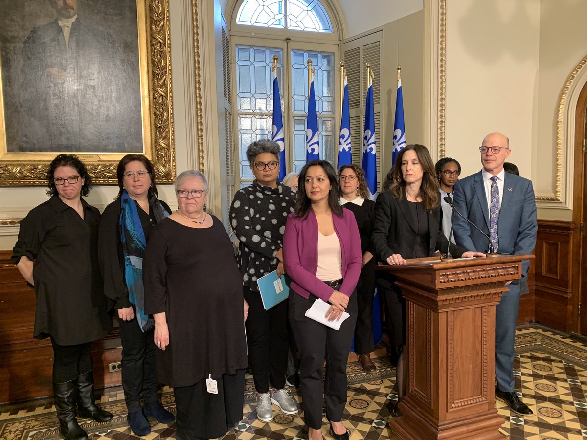 alexduval88's tweet photo. « C’est quoi le prix pour les femmes? C’est la question qu’on se pose », dit Maud Pontel de l’Alliance des maisons d’hébergement de 2e étape pour femmes victimes de violence conjugale. Des chantiers sont bloqués parce que le coût par porte serait trop cher #polqc #assnat 1/2 https://t.co/BkUQSX2FFO