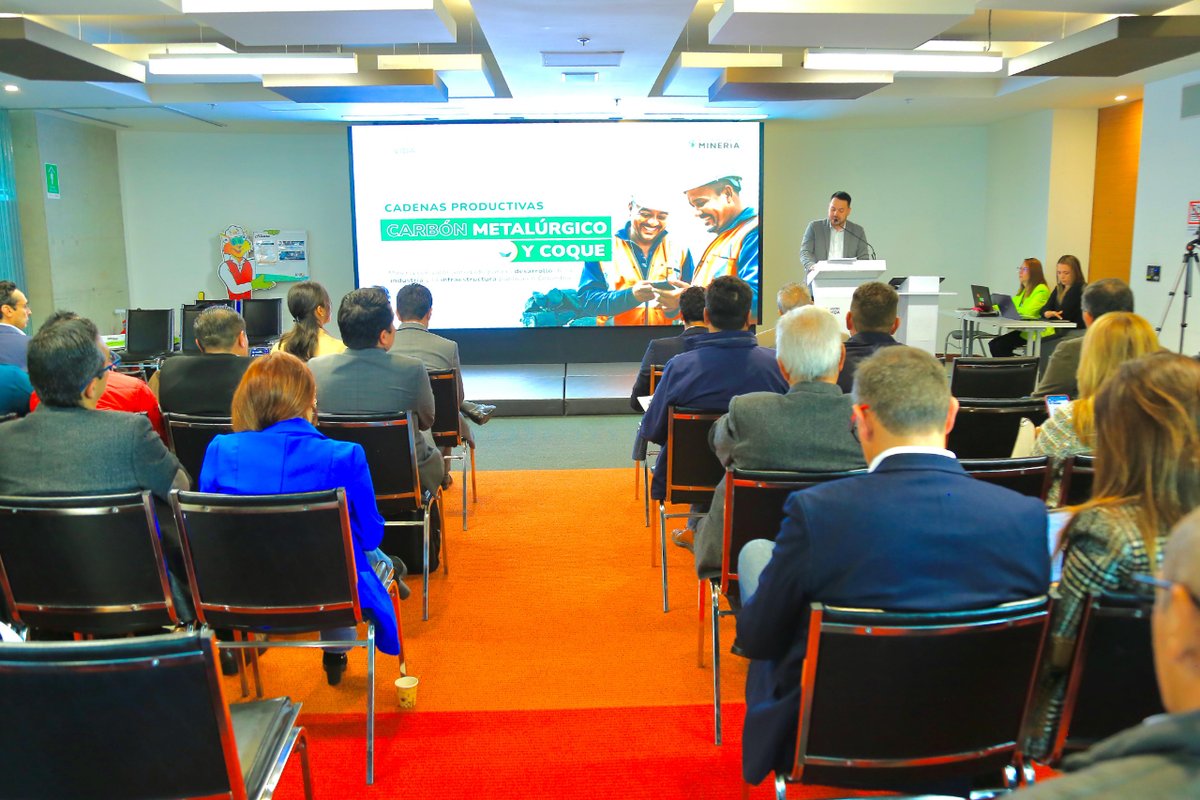 ANMColombia's tweet photo. #AEsta hora damos inicio a ‘Cadenas productivas: Carbón Metalúrgico y Coque’, un espacio donde hablaremos de las perspectivas para esta industria en Colombia e identificaremos oportunidades para la generación y fortalecimiento de encadenamientos productivos, entre otros temas. https://t.co/v1s3h6JKRm