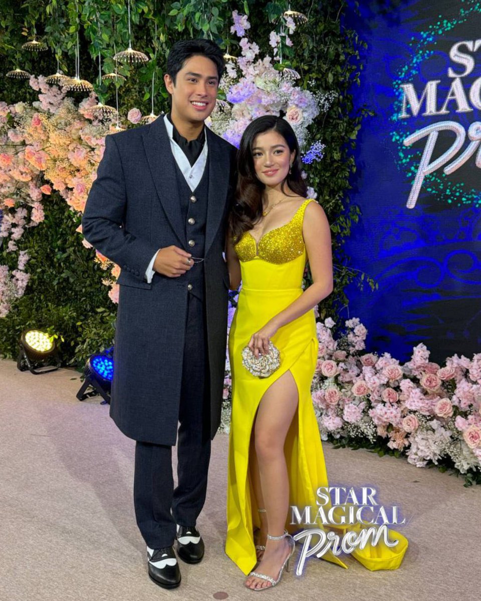 ArambuloLive's tweet photo. The loveteams are bringing the magic to the ivory carpet of the #StarMagicalProm2024 all looking like fairytale royalty ✨

#DonBelle #FranSeth #KdLex #ViBrent https://t.co/r5SsvCAO6k