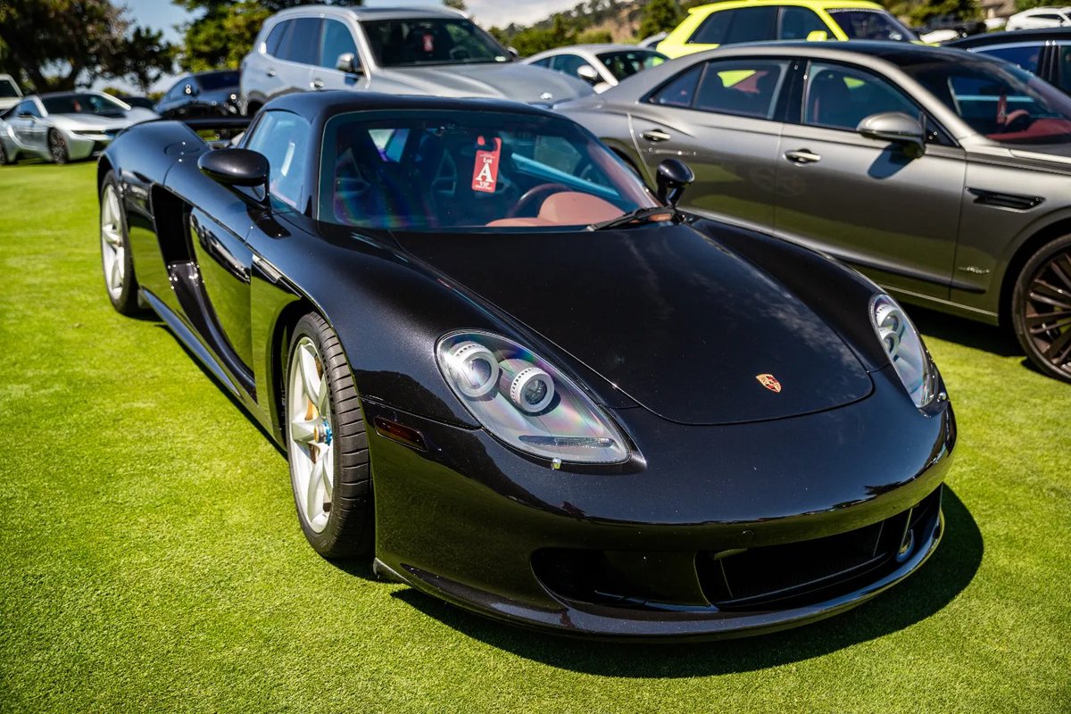 CarManToday's tweet photo. A legendary V10
#Porsche #CarreraGT #V10 #BasaltBlackMetallic #PorscheCarreraGT #TheQuailLot #CarWeek #CarWeek2023 #CarWeekForever #FrimAutos https://t.co/4ETOM3m62c