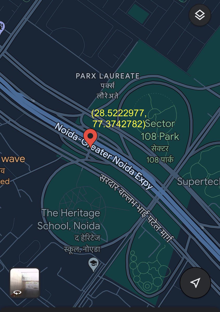 fogatnitin's tweet photo. @dcptrafficnoida always traffic jam due to wrong side driving. It’s 1 way. No traffic police. No camera. Location: Sec-128 underpass. Please look into this. https://t.co/jiMG7fImvQ