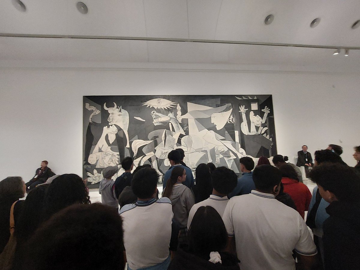 A bit of culture this afternoon in the Reina Sofia art museum! @AldersleyHighSc