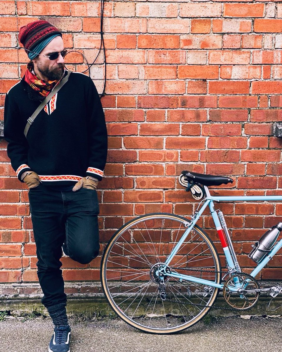 _stop_coffee_cake #riderthru