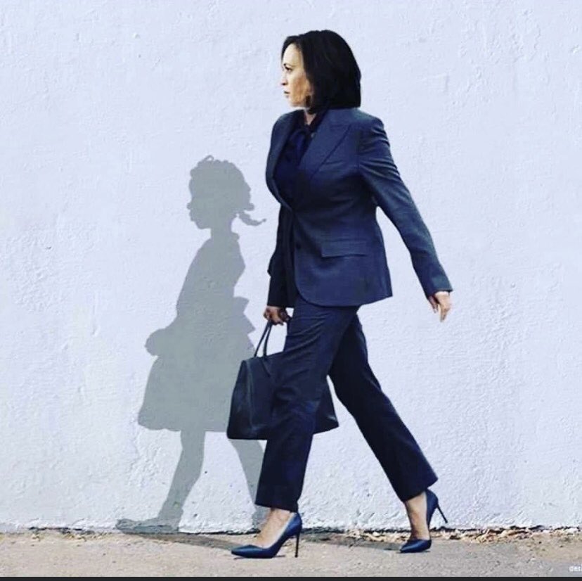 Let this sink in PLEASE. The first ever @VP to visit a reproductive healthcare clinic that serves women. It is 2024 and this has NEVER happened. #KamalaHarris is standing for women like no other leader in the WhiteHouse ever has. This is a big f’ing deal. #DemVoice1