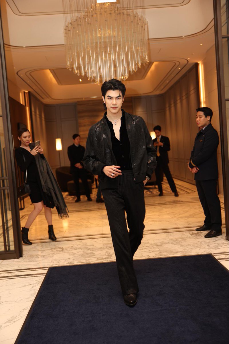 TheVentureMGMT's tweet photo. #MilePhakphum for #Bulgari 
#MilexBulgari1stEventInSeoul 
#BookedbyTheVenture https://t.co/A2qe1Swdof
