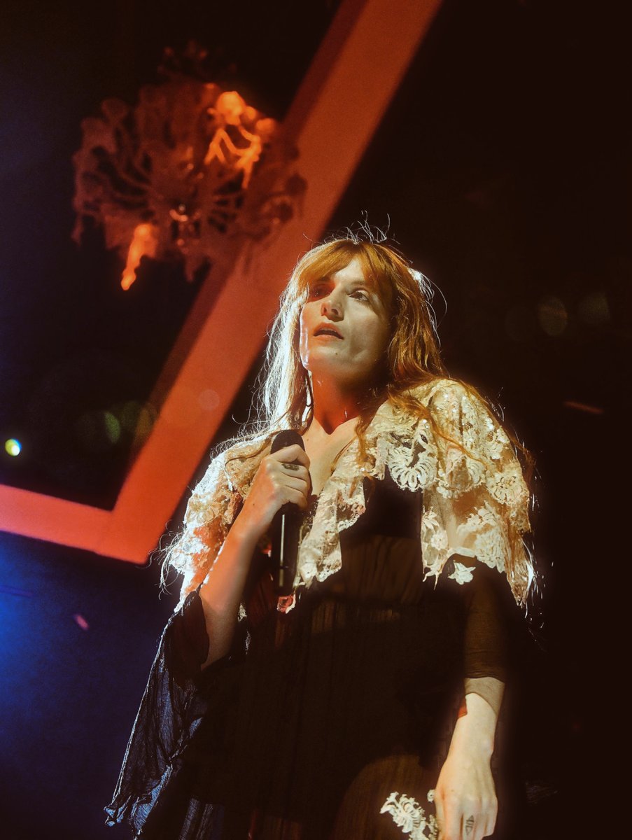 florence welch photographed by gerardo mora, 2022.