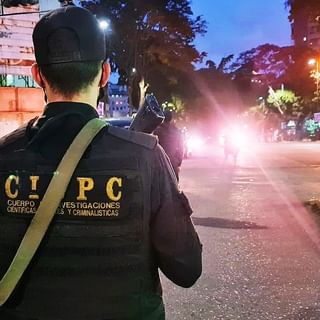 Siete vehículos recuperados por el Cicpc durante procesos de investigación en cuatro estados del país
instagram.com/p/C4eHqg_uxwS/…
 #AvanzandoPorVenezuela