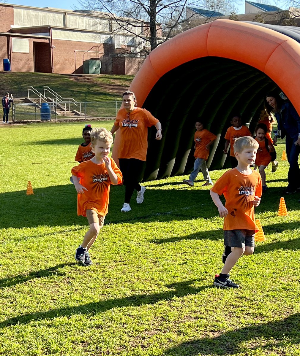 Cary Elementary tweet media