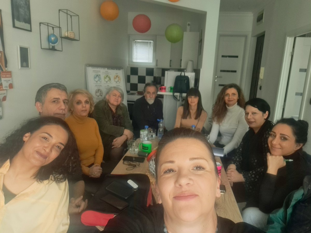 respublica034's tweet photo. Okupili smo kragujevačke novinarke i novinare  kako bismo narednih meseci zajednički radili na unapređenju informisanja, promovisanju različitosti i podsticanju ravnopravnosti u društvu.

#MEDIJIZASVE
#LOKALNIMEDIJIUSLUŽBIZAJEDNICE https://t.co/kLvcz1jHtu