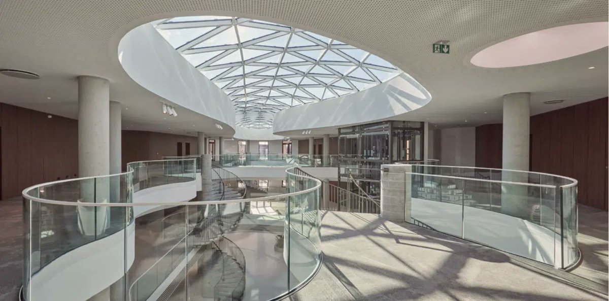 immoweek's tweet image. .@Dcbinter livre l’immeuble de #bureaux &quot;Lime&quot;, à Limonest

&amp;gt;&amp;gt; urlz.fr/pT5k