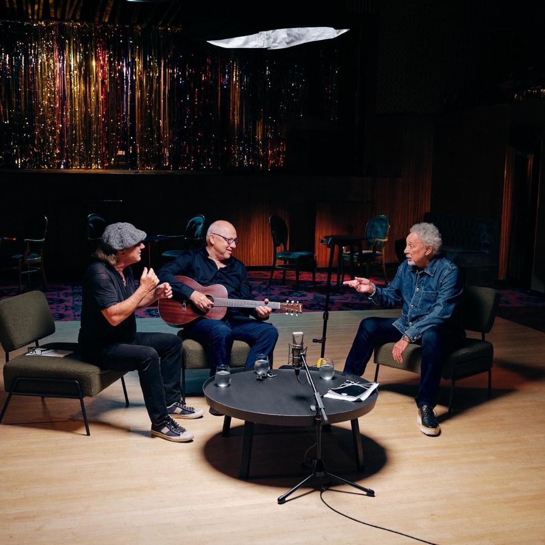 Embark on a joyous journey through decades of music with exclusive access to a series of once-in-a-lifetime conversations between some of the world’s most iconic musicians. Johnson and Knopfler’s Music Legends coming 25th April to @SkyArts.