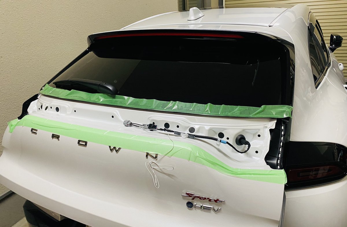 1173_5151hiro1's tweet image. 愛車備忘録⑤
電装系に着手💡
久しぶりに色々と弄りたい🚗に出会えて散財💸してます😆
#車弄り
#クラウンスポーツ
#ブレーキ全灯化ユニット
#自己満足
#ユアーズ