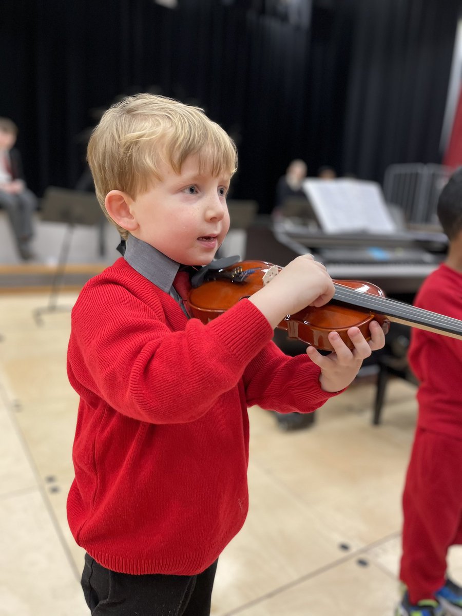 We’re gearing up for this evening’s Musical Showcase! 🎶⭐️🎶⭐️🎶