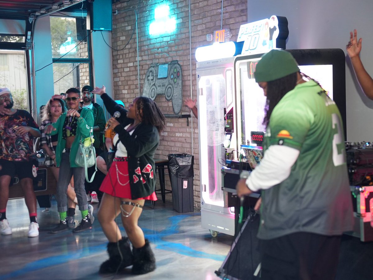 TyWeZee's tweet photo. After almost 10 years together and we have a lot of “first time’s” covered. Who’d ever thought PERFORMING LIVE would be one of them?! 🫶🏾 #NerdcoreDayz https://t.co/ww5HALaLBz