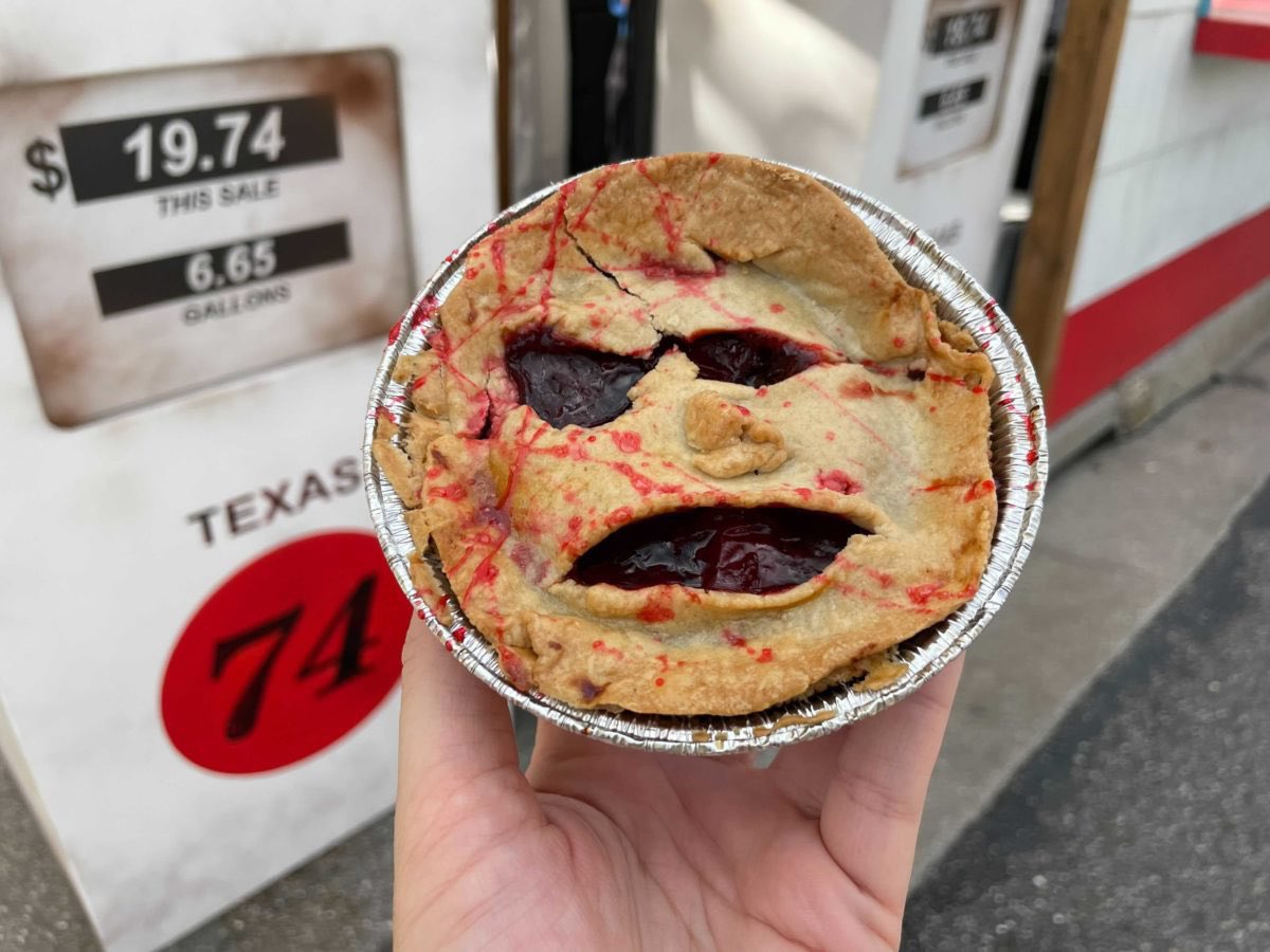 Happy Pi Day! Anyone get the chance to try this treat from #HHN30? What did you think ? 

@HorrorNightsORL #HHN #HauntGirls
