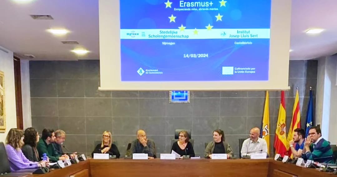 🤗 Avui des de SOM Castelldefels volem donar la benvinguda a l'alumnat d'Holanda del programa Erasmus+ de l'Institut Sert.

Desitgem que els/les 18 alumnes tingueu una experiència molt bona i fructífera pel vostre futur professional, i que us emporteu de la nostra ciutat bonics