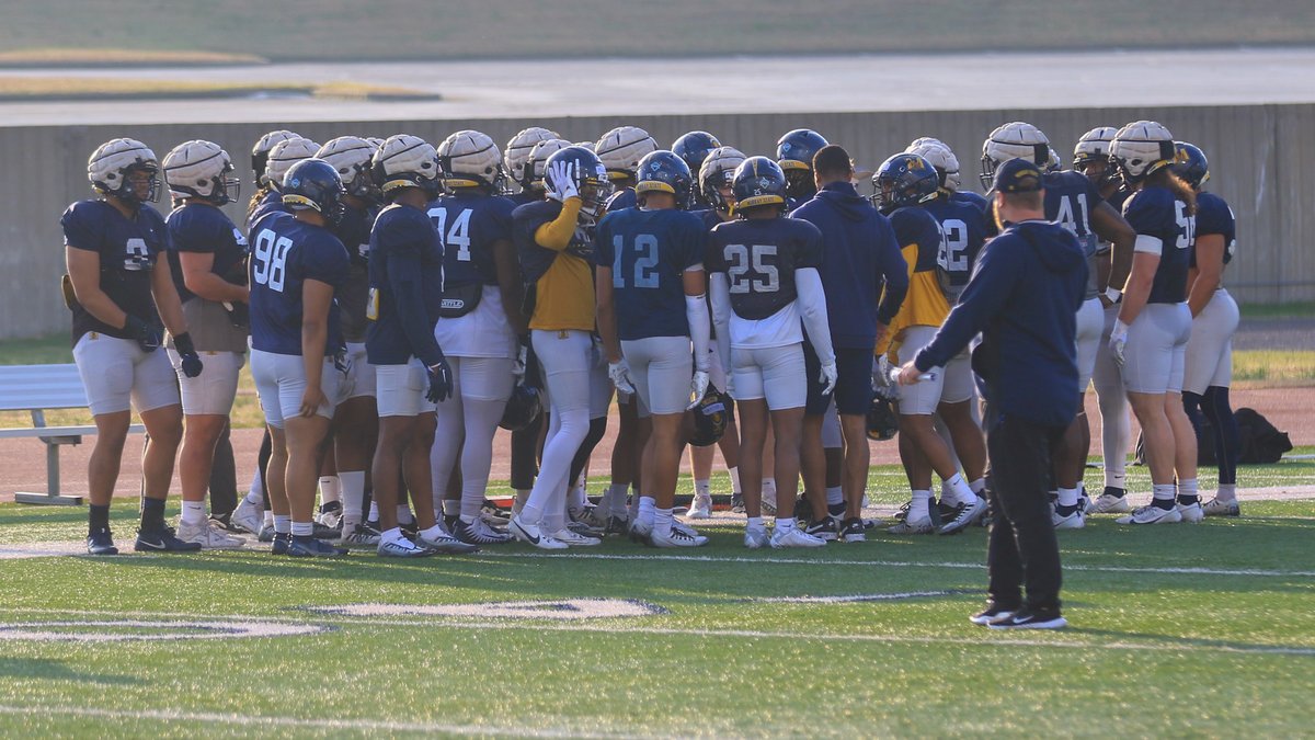 Spring Game... ✌️ Weeks Out! #GoRacers🏇