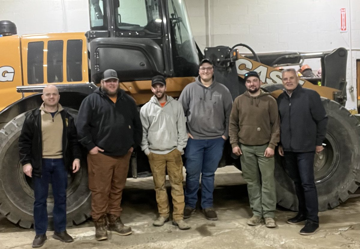 Shout out to the Town of Easton Highway Department Teamsters! President Tom Quackenbush and Field Representative Benjie Dwyer stopped by the Highway Department today to visit with members and discuss the drive to Organize and the Members Volunteer Organizing Committee and the new…