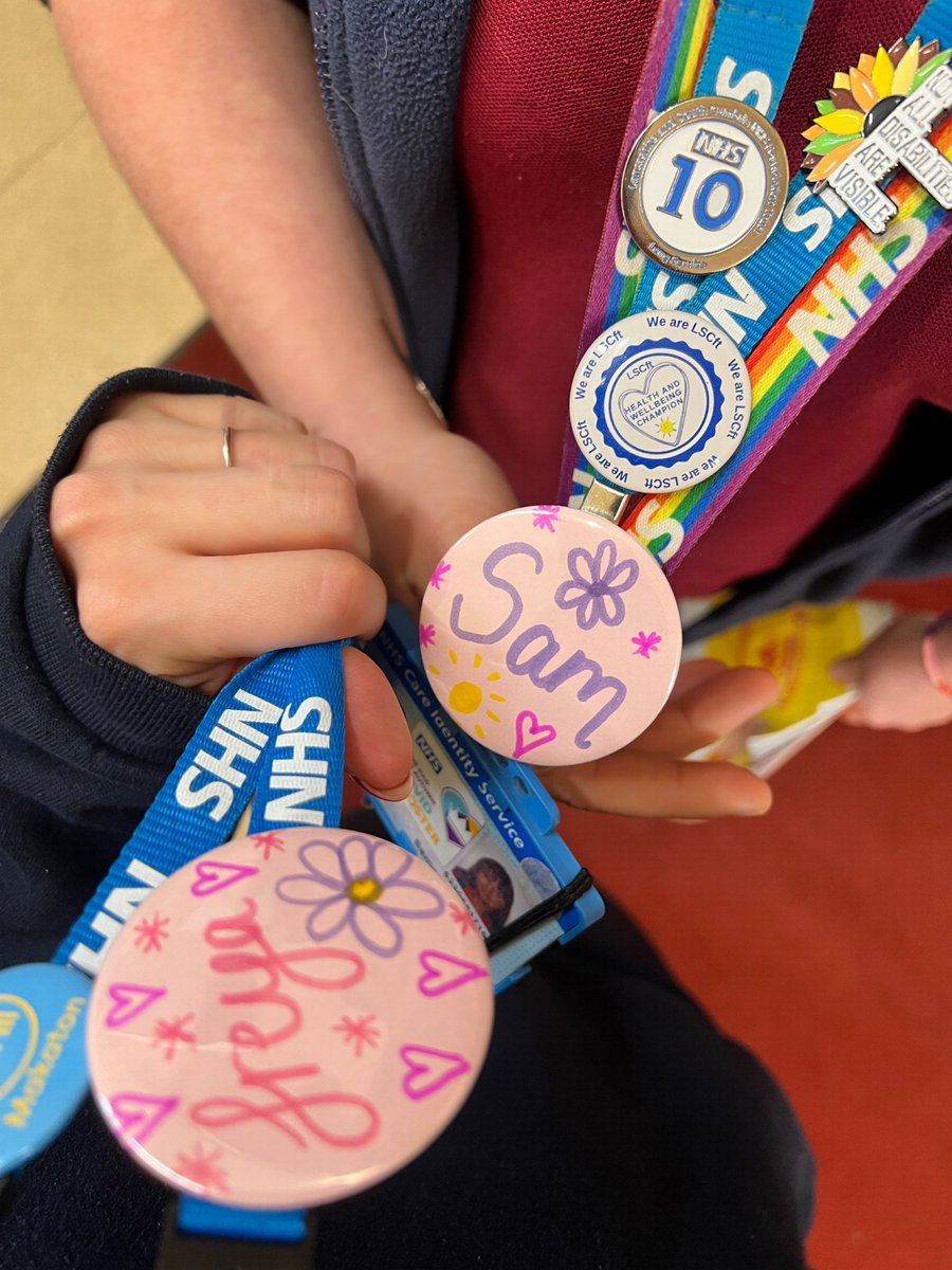 Had a fantastic time at the Family Hub event this AM! ⭐️
It was great to share what the Speech and Language Therapy team can offer to children and families in Lancashire and hear from all the other services out there offering support! 
Even had time to make a lovely name badge 🌸