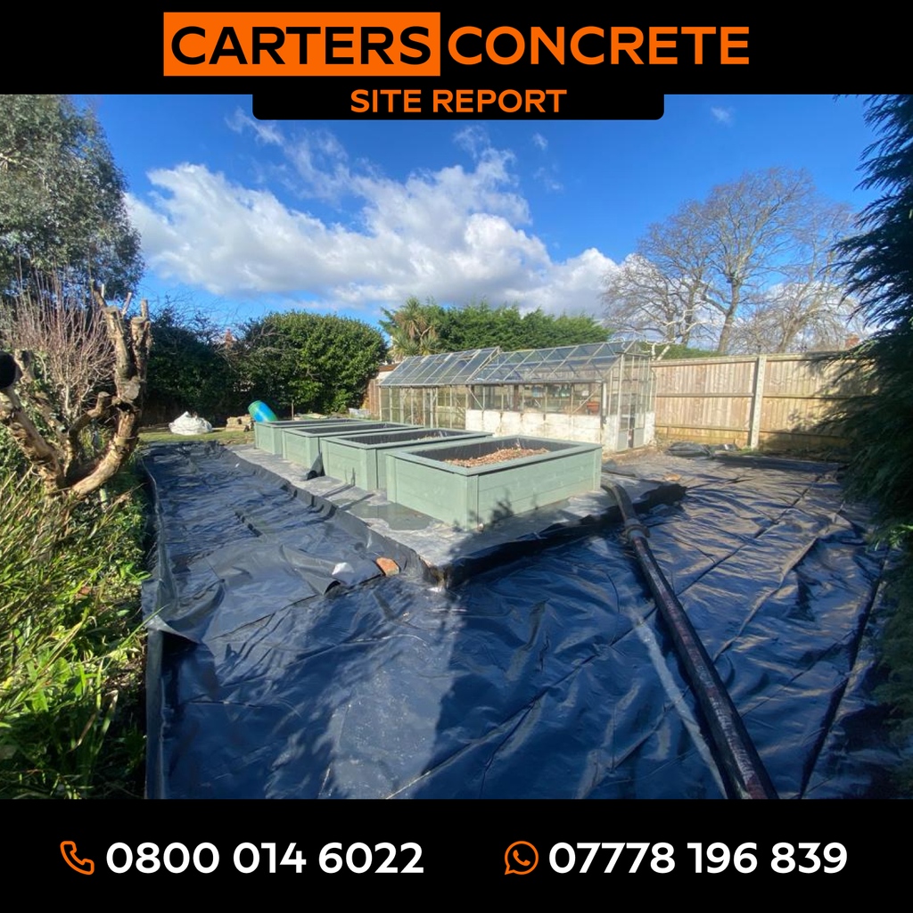 ConcreteCarters's tweet photo. It doesn't get much tighter than this! We squeezed our mixer and pump into this driveway and installed a pipeline to the rear garden to provide concrete for this patio.

No space too tight, no job too small. For concrete solutions, turn to Carters Concrete. https://t.co/9De8e2iT87