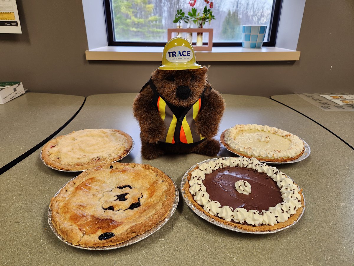 Happy Pi Day! 🥧
Our Kitchener office is enjoying some sweet treats from <a href="/justlovepie/">Sweet & Savoury Pie</a> in Waterloo.
#PiDay #supportlocal