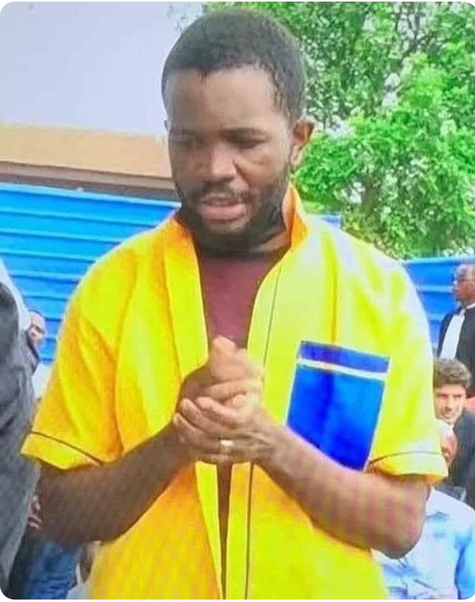 OMELONGA_LENS's tweet photo. N’oublions pas le journaliste le plus suivi de la RDC @StanysBujakera 
Il croupit en prison pour rien 

#FREESTANYS https://t.co/rjkMF6iQYW